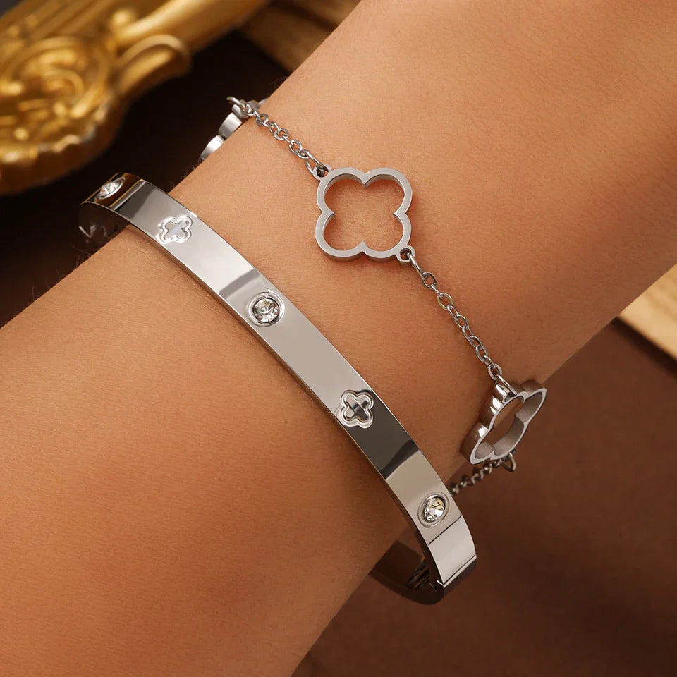 Juego de 2 pulseras con tréboles de 4 hojas en plata