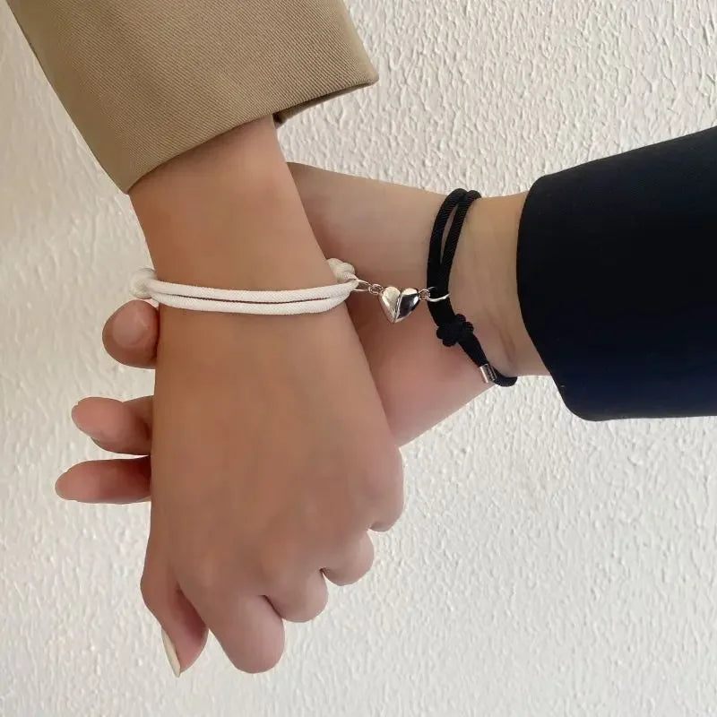 Pulseras para Parejas de Amigos Pulsera de Esclava Corazón Magnético 1