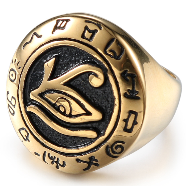 Anillo egipcio de oro