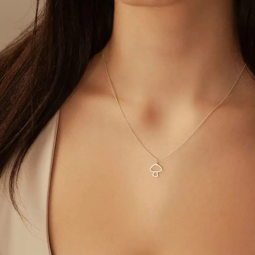 Collar con Colgante Fino de Champiñón en plata