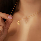 Collar con Colgante Fino de Champiñón en oro