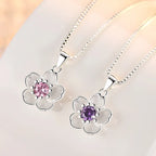 Collar con colgante de flor para mujer en color rosa