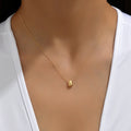 Collar con Colgante Fino en Forma de Gota de Agua oro