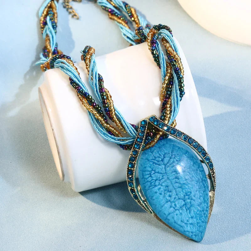 Collar con Gran Colgante de Estilo Étnico azul 