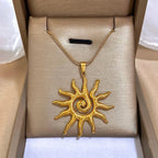 Collar con Gran Colgante de Sol