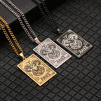 Collar con bonito colgante del signo zodiacal astrológico