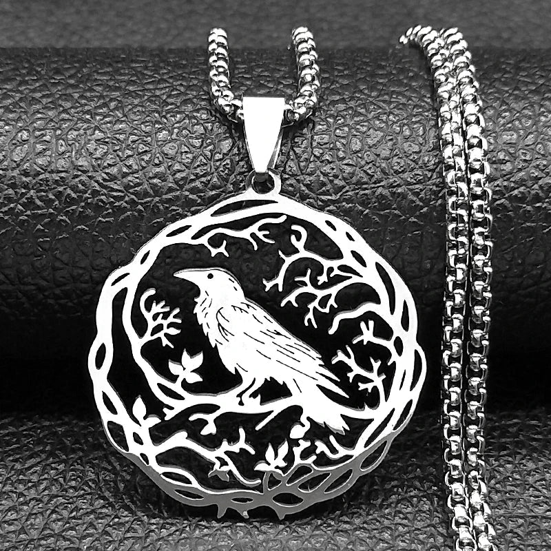 Collar con Colgante de Árbol con Pájaro plateado