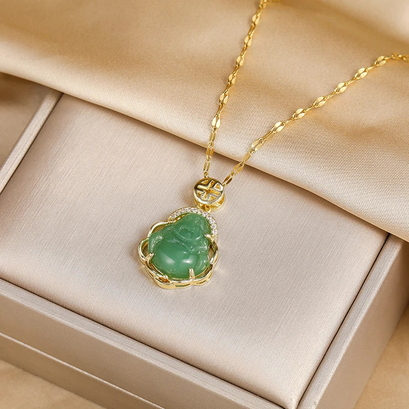 Collar con Colgante de Buda verde