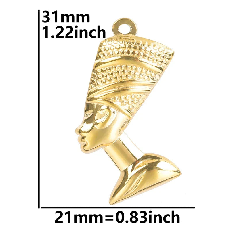 Collar con colgante egipcio de Nefertiti