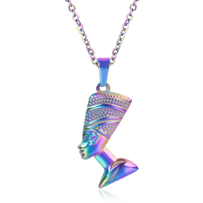 Collar con Colgante de Nefertiti plata antigua
