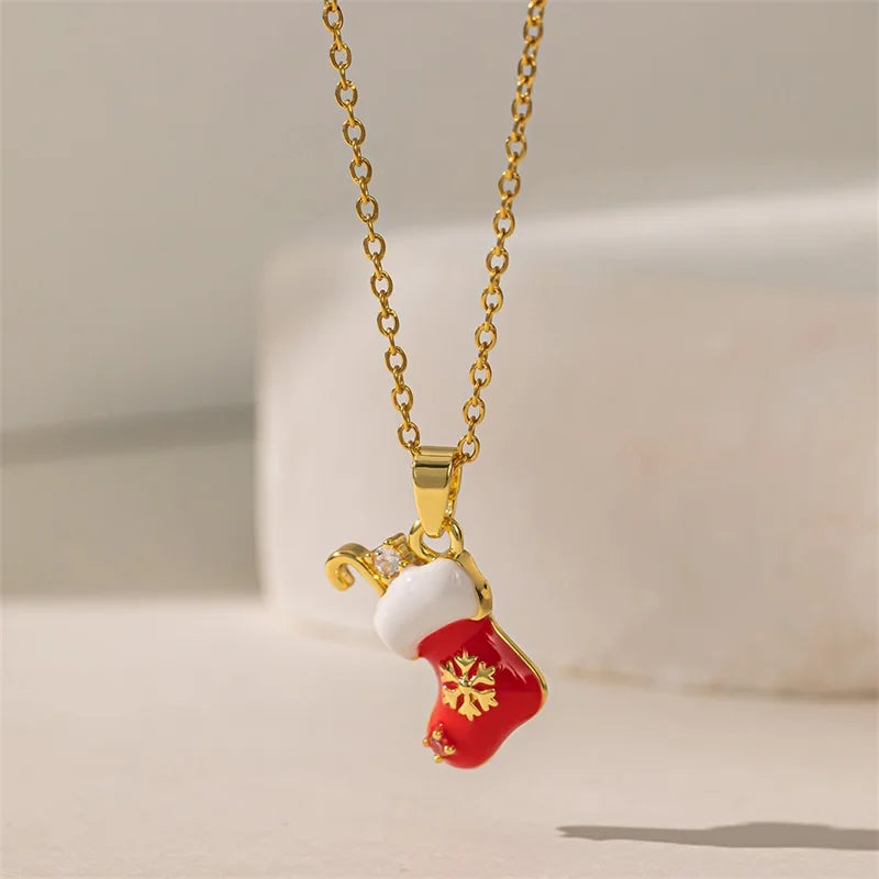 Collar con colgante de bota de Navidad
