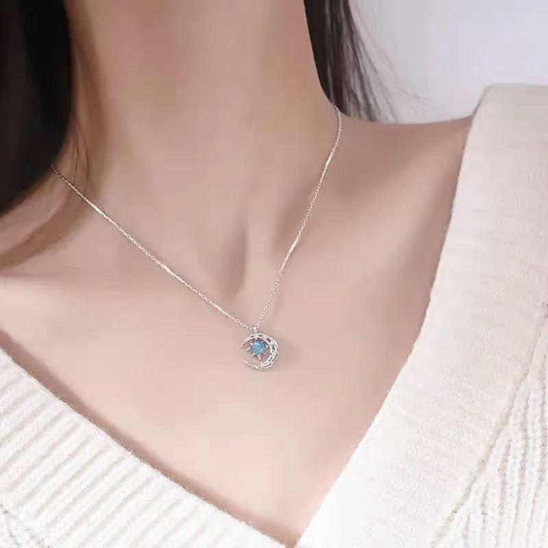 Collar con Colgante de Estrella en Piedra de Luna y Circonio para Mujer plata