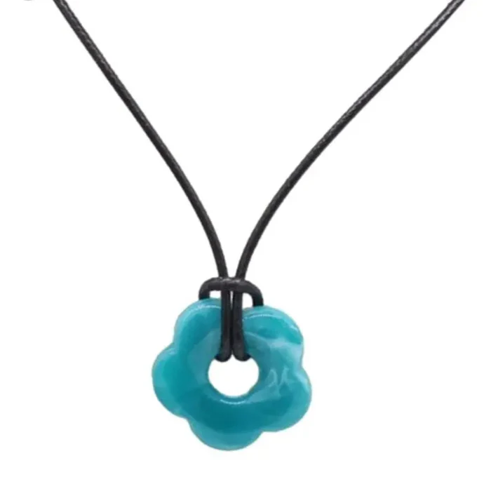 Collar con Colgante de Flor Estilo Romántico azul oscuro