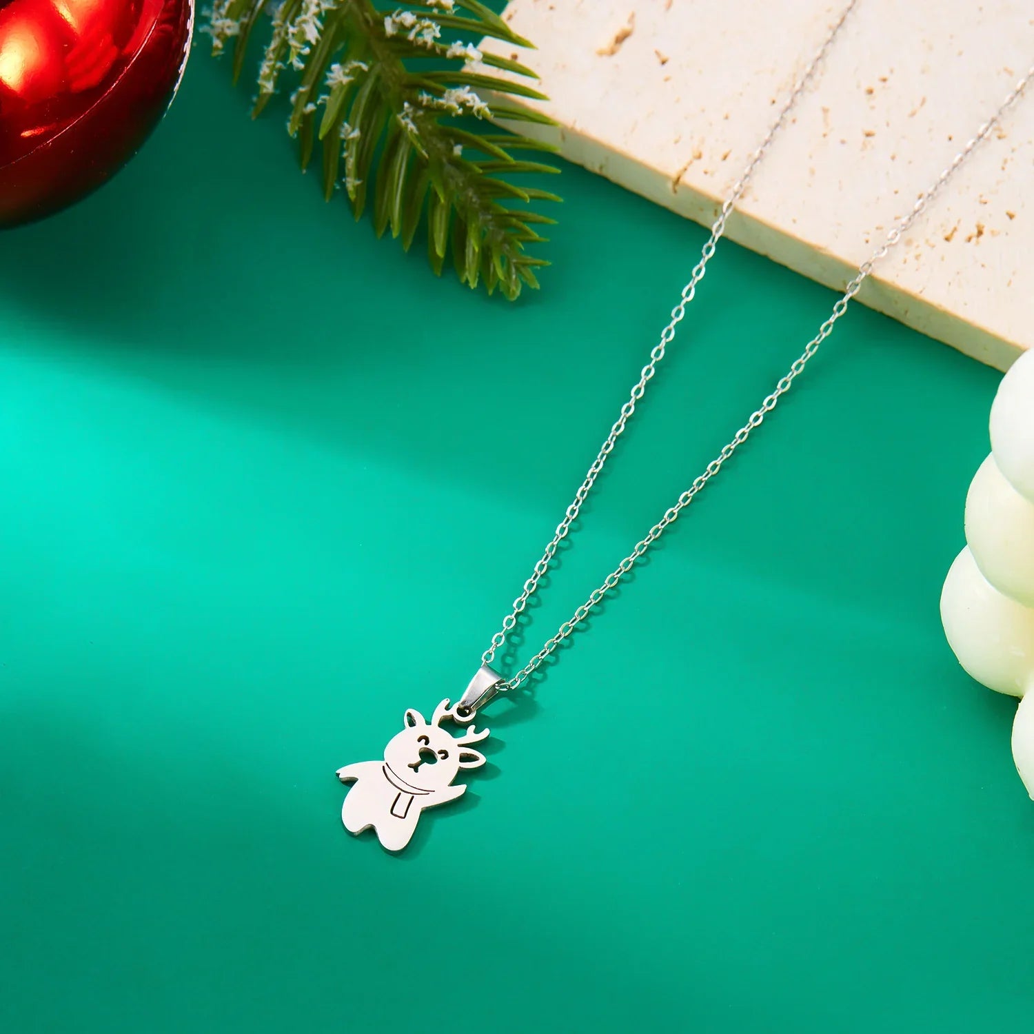Collar con Colgante Invernal muñeco de nieve plata
