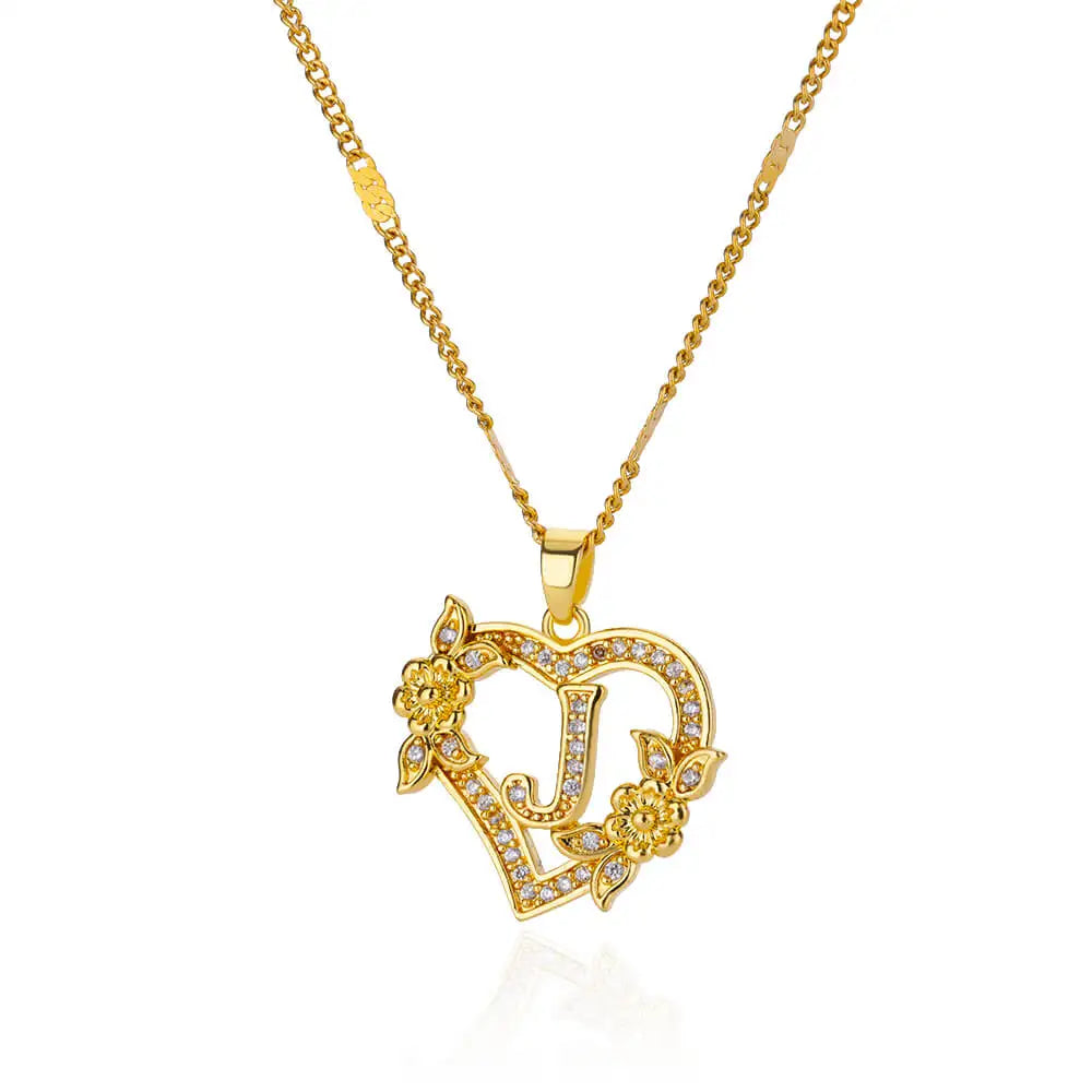 Collar con colgante de inicial y corazón j