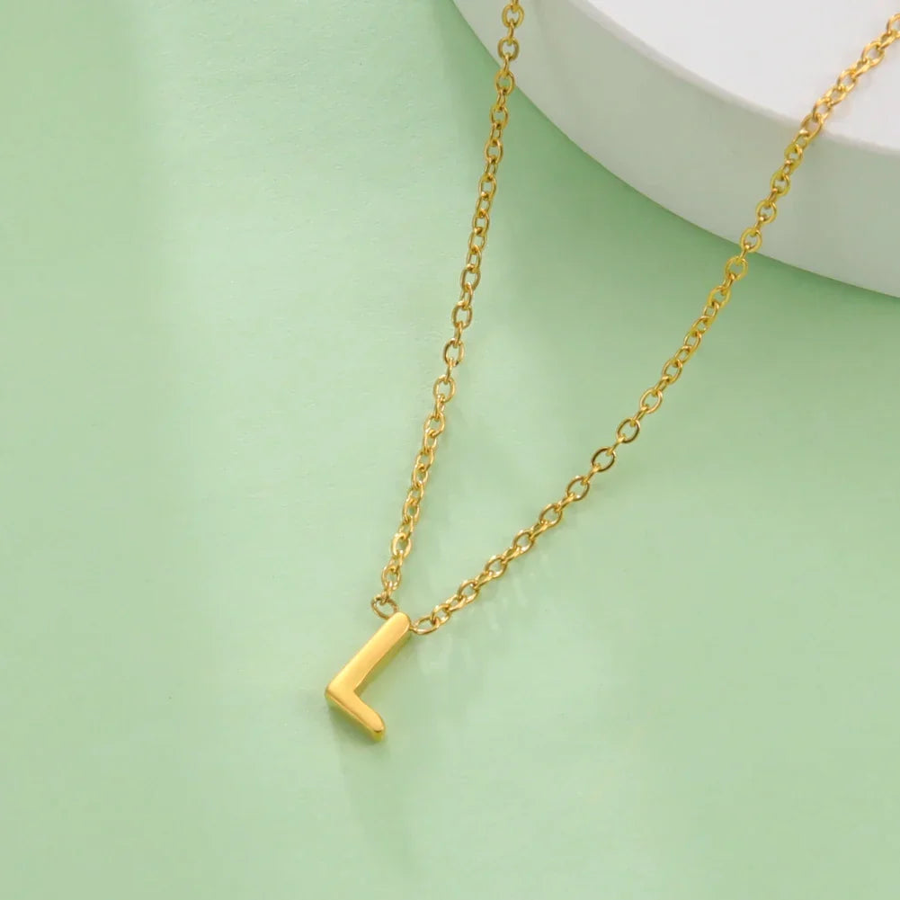 Collar con colgante de inicial - letra 