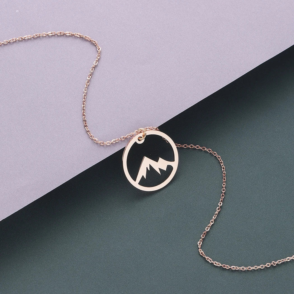 Collar con Colgante de Montaña para Hombre o Mujer oro rosa