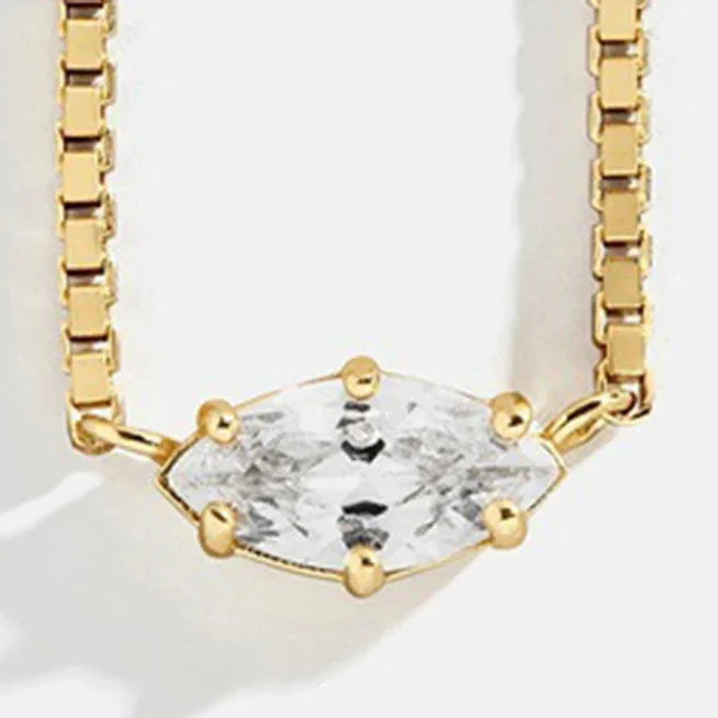 Collar con colgante de piedra natal en forma de ojo abril