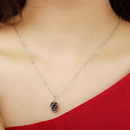 Collar con Colgante de Piña para Mujer en plata