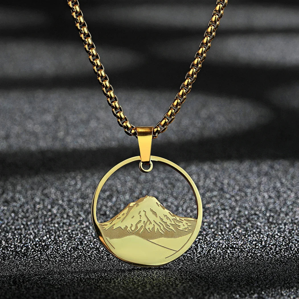 Collar con Colgante Redondo Montaña oro