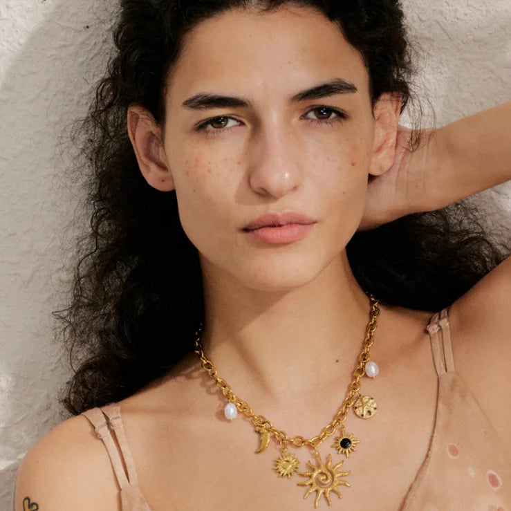 Collar con Colgante de Sol y Luna para Mujer