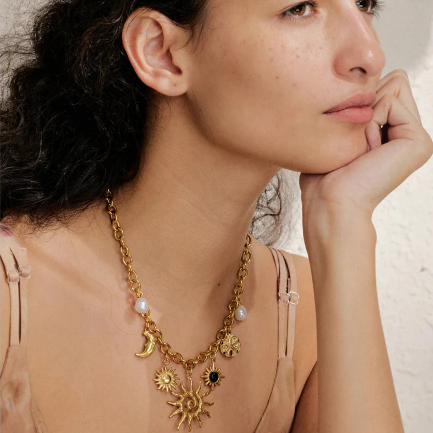 Collar con Colgante de Sol y Luna para Mujer