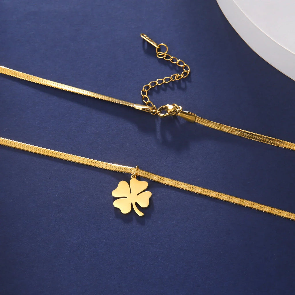 Collar con Colgante de Trébol de 4 Hojas de la Suerte oro
