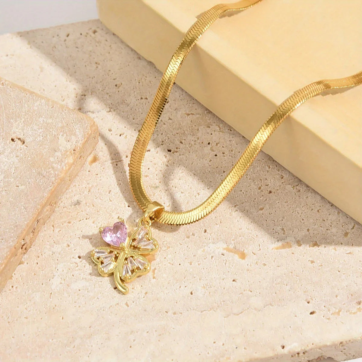 Collar con Colgante de Trébol de 4 hojas Amuleto de la Suerte y Circonio