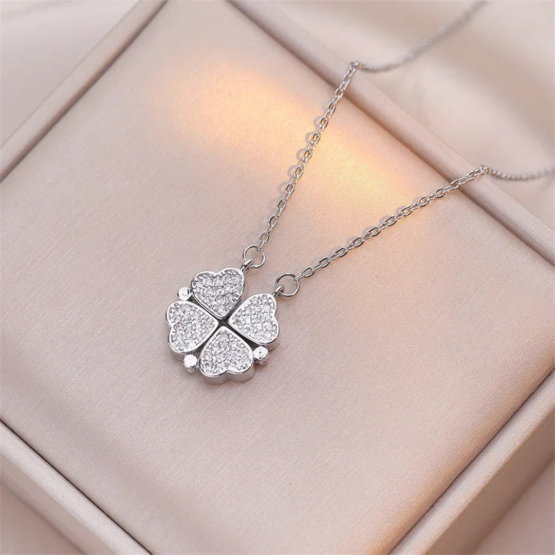Collar Gargantilla con Colgantes de Corazones y Trébol de 4 Hojas para Mujer plata