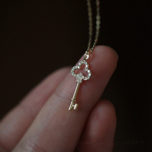 Collar de Llave en Plata Colgante para Mujer plata