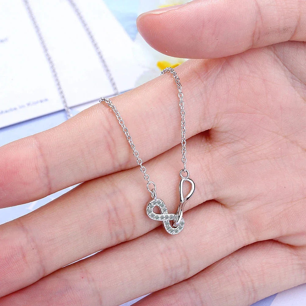 Collar Doble Colgante Infinito y Circonia en plata