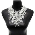 Collar y colgante de babero de coral blanco