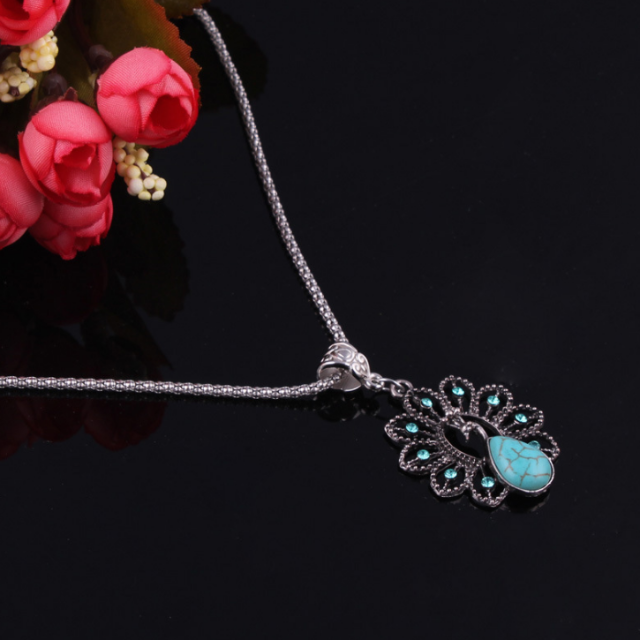 Collar Étnico de Plata con Turquesa
