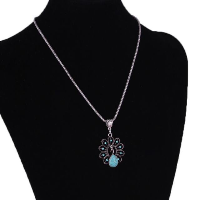 Collar Étnico de Plata con Turquesa