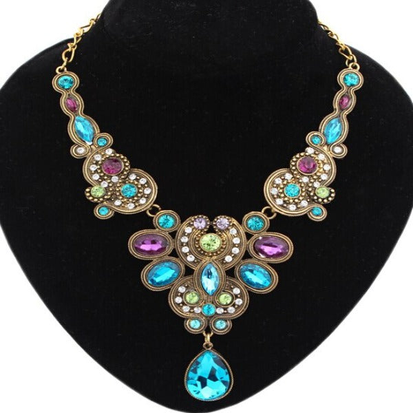 Collar Étnico Multicolor
