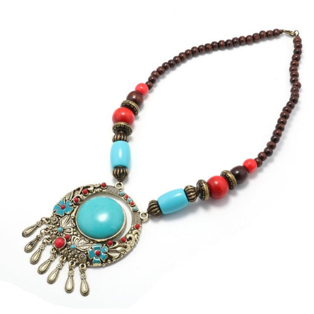 Collar Étnico con Perla