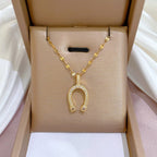 Collar de hierro con colgante de herradura amuleto de la buena suerte