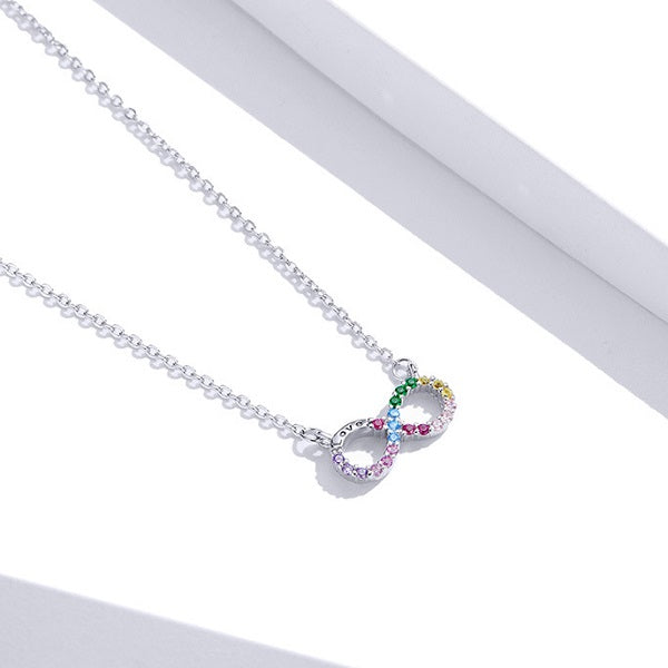 collar infinito de plata con circonita para mujer