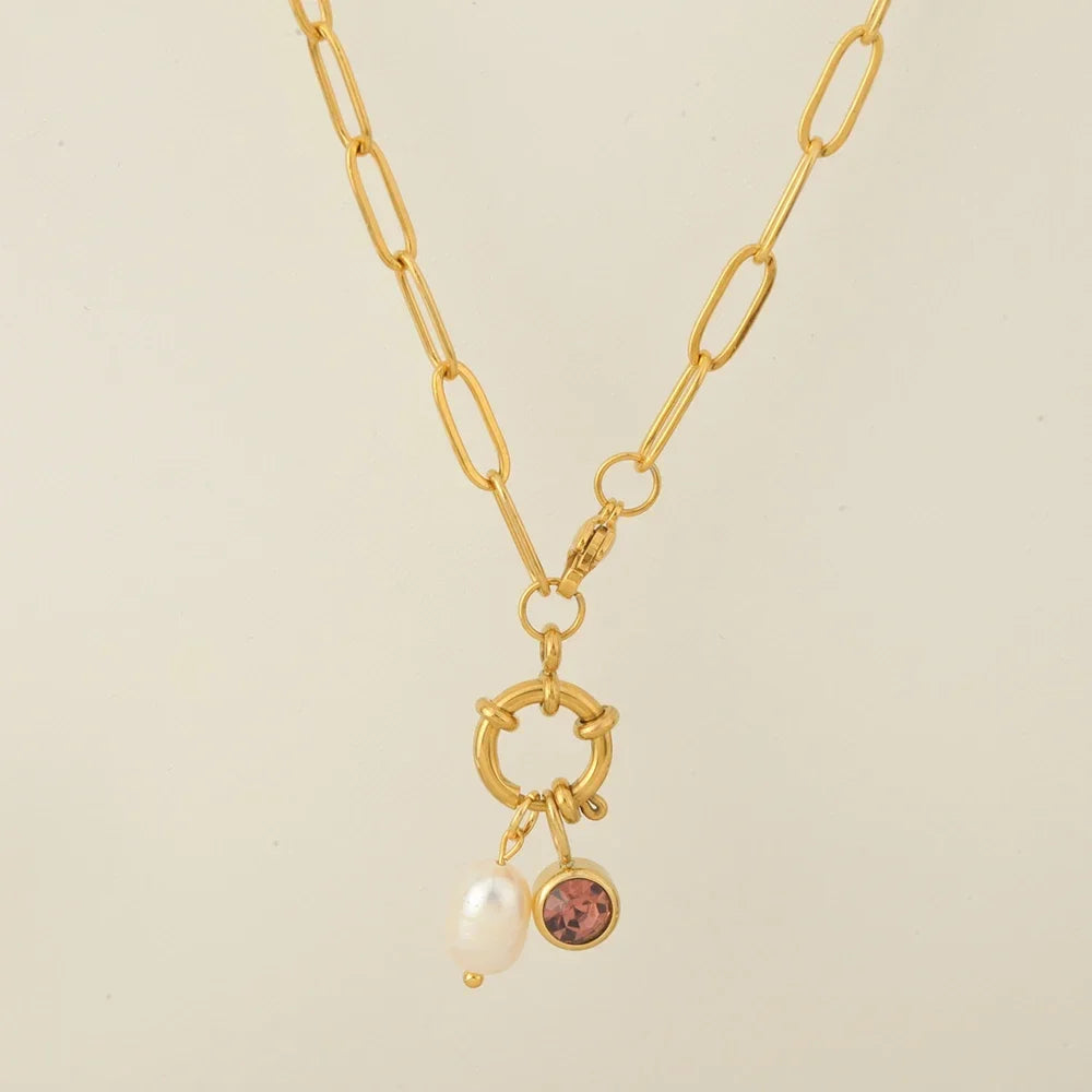 Collar de eslabones con dije de perla y piedra natal de octubre