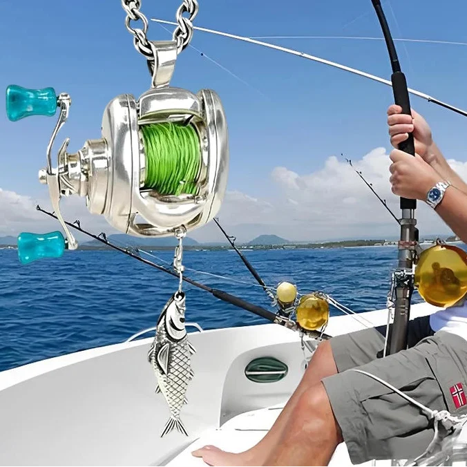 Collar mini-señuelo creativo para pescadores - colgante carrete 