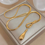 Collar Original con Colgante en Forma de Gota de Agua oro