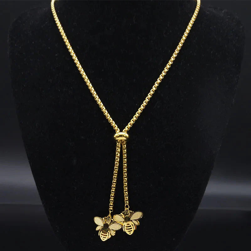 Collar con Colgante de Abeja en Oro
