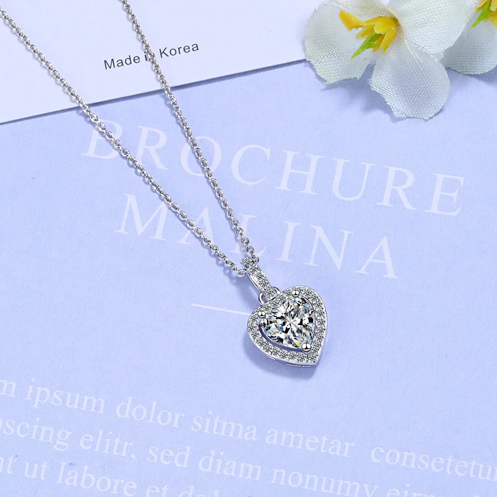 Collar con Colgante de Corazón de Plata para Mujer