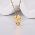 Collar con colgante de calavera de oro