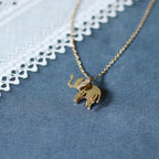 Collar con Colgante de Elefante en Oro