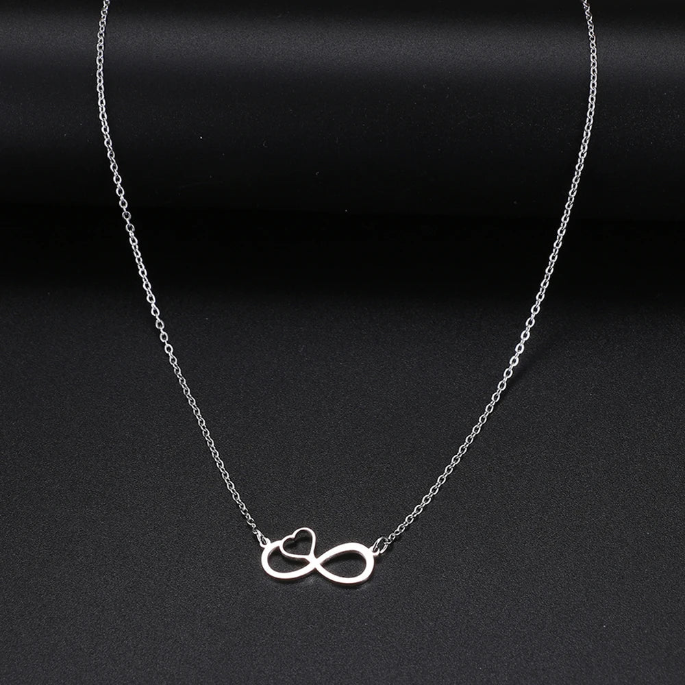 Collar Colgante para Mujer Símbolo Infinito y Corazón plata