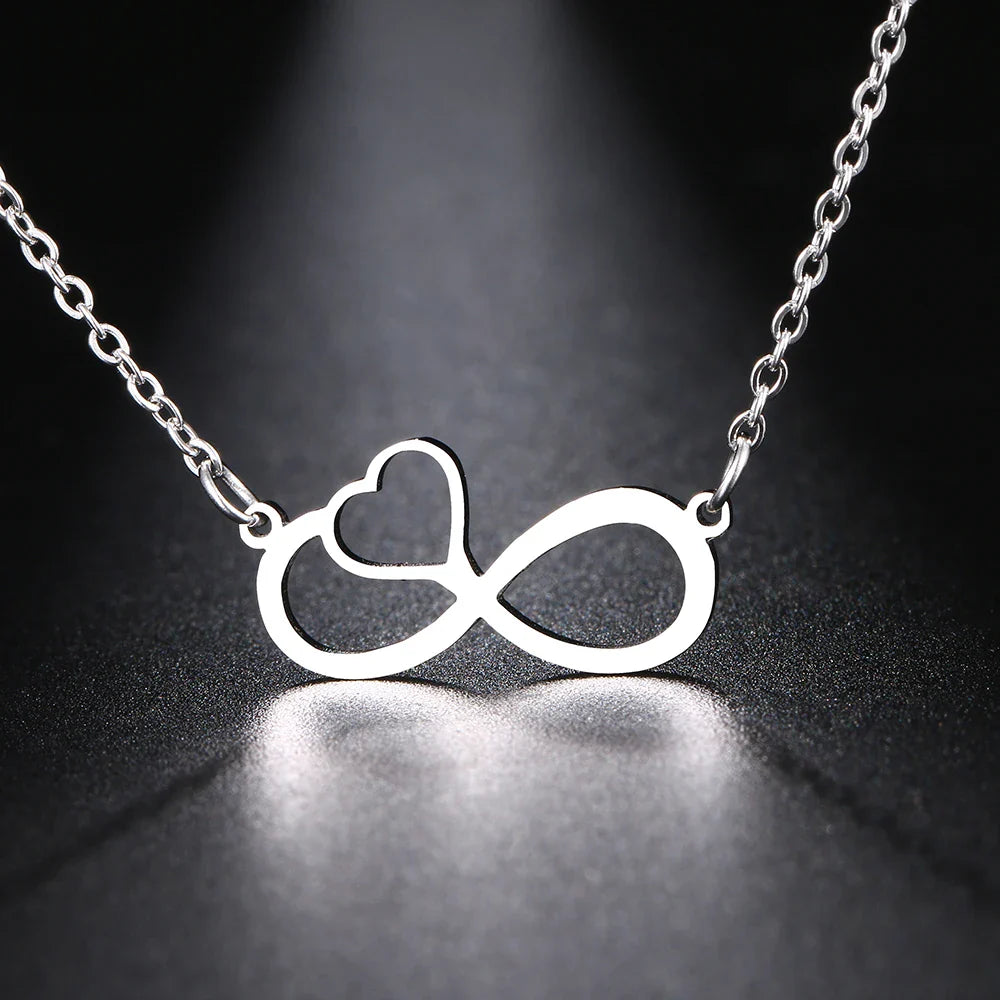 Collar Colgante para Mujer Símbolo Infinito y Corazón plata