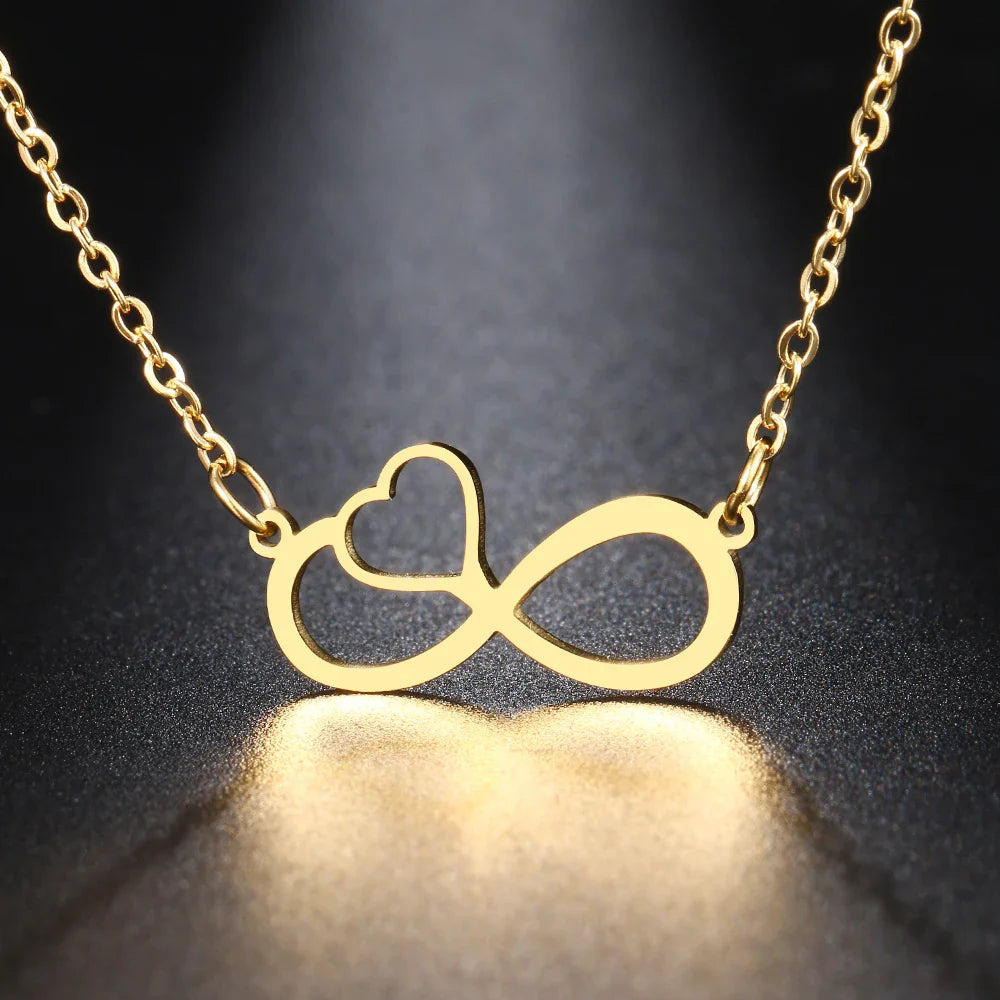 Collar Colgante para Mujer Símbolo Infinito y Corazón oro