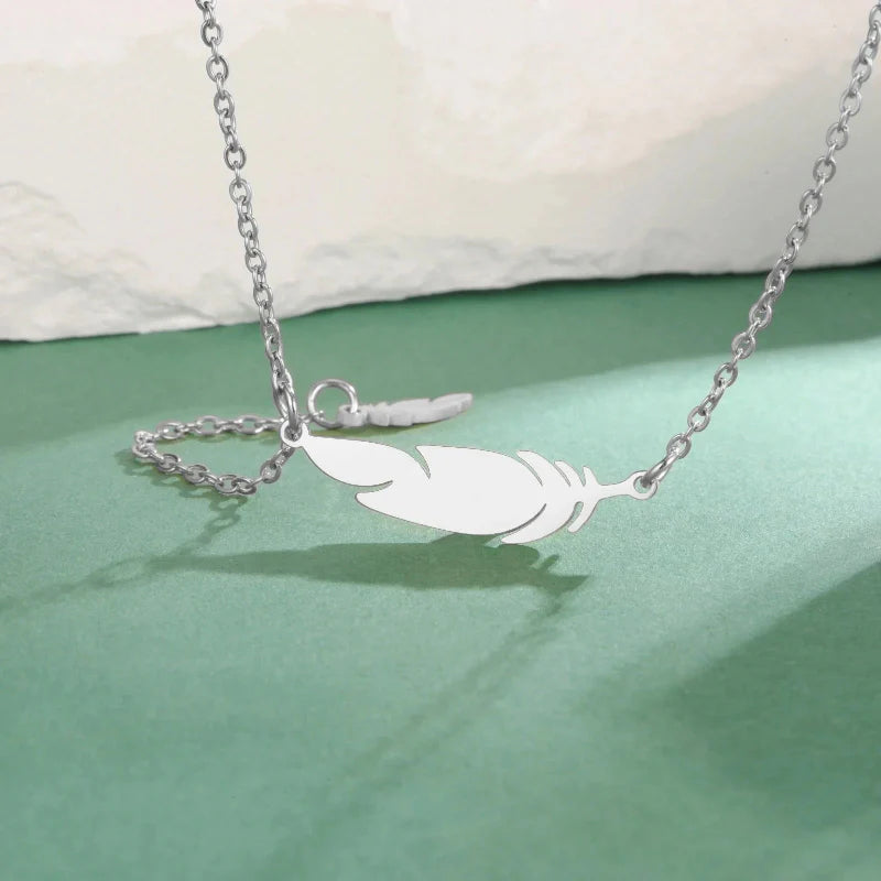 Collar Colgante Pluma Fina estilo b plata