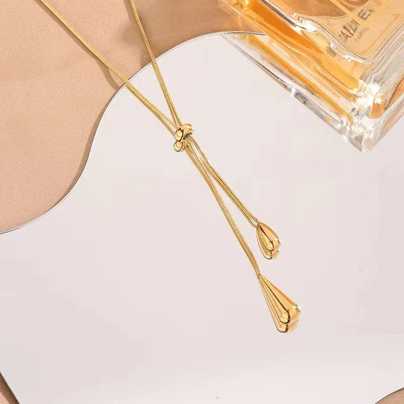 Collar Colgante Gotas de Agua Finas